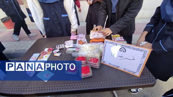 جشنواره خوارزمی «محور بازارچه» در دبیرستان دخترانه توحید