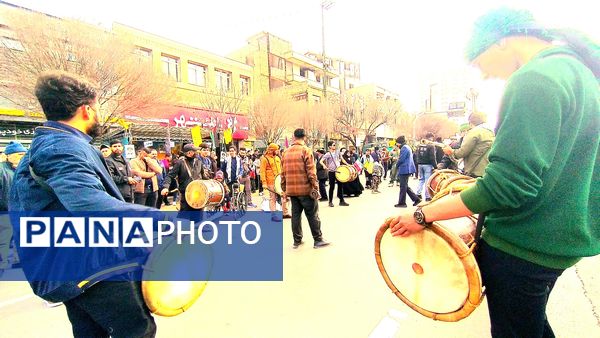 مراسم تشییع نمادین پیکر شهدای مقاومت در مشهد