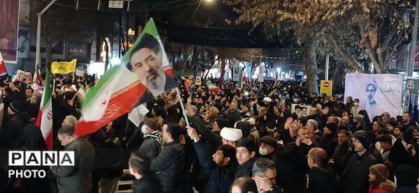 تجمع و راهپیمایی مردم بجنورد برای بیعت با رهبر جدید