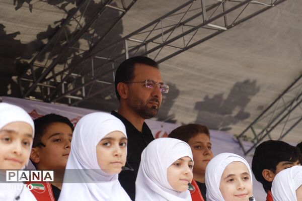 طنین «یا حسین» در مسیر دلدادگی؛ حضور پرشور جاماندگان اربعین در تهران