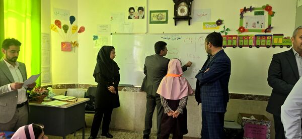 بازدید میدانی رئیس ستاد شاهد استان از دبستان شاهد شهدای دانش‌آموز کردکوی