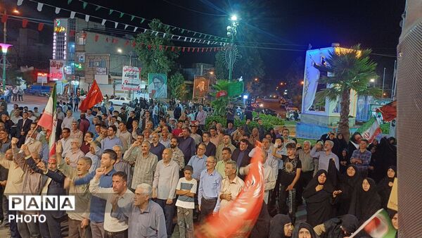 تداوم حضورحماسی مردم وفرهنگیان شهرستان کوهدشت در اجتماعات شبانه