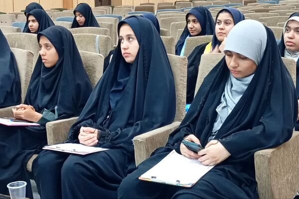 انتخابات شورای دانش آموزی دختران کرمان