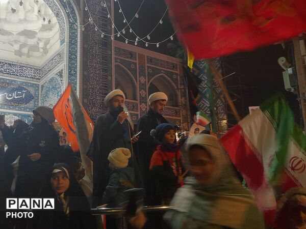 حضور گسترده و پرشور مردم انقلابی نیشابور در مراسم شهادت رهبر شهید