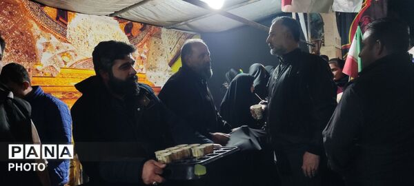  برپایی موکب های خدمت رسانی در حسینیه فضل 