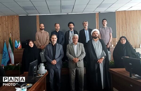 تجلیل از برگزیدگان رویدادهای قرآنی و فرهنگی منطقه ۱۶ تهران