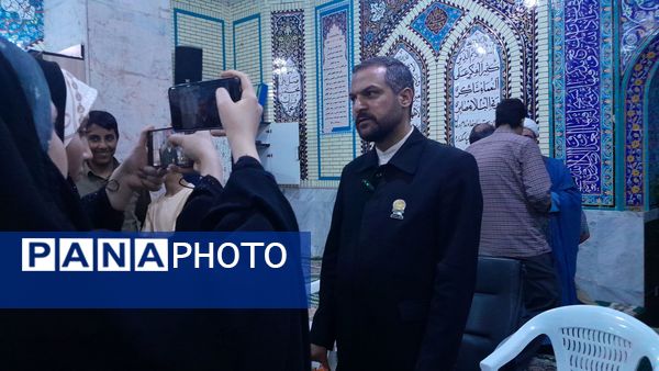 عطر رضوی در شهر بن پیچید