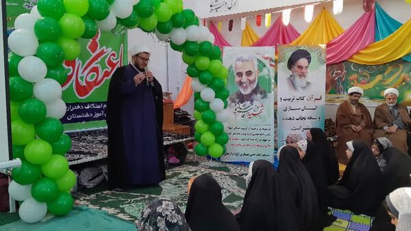  اعتکاف دانش آموزی در مدارس دشتستان 