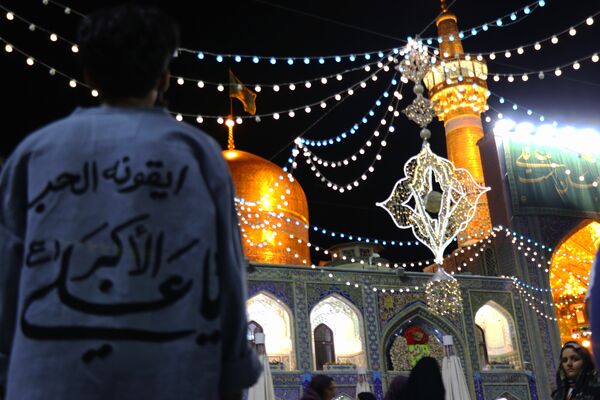 عید امامت در حرم امام رضا(ع)