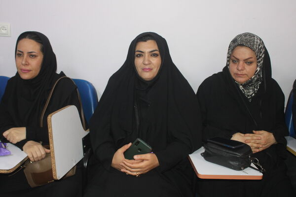  همایش تجلیل از دانش‌آموزان برگزیده مسابقات نانو فناوری، آزمایشگاه و ادبیات استان بوشهر