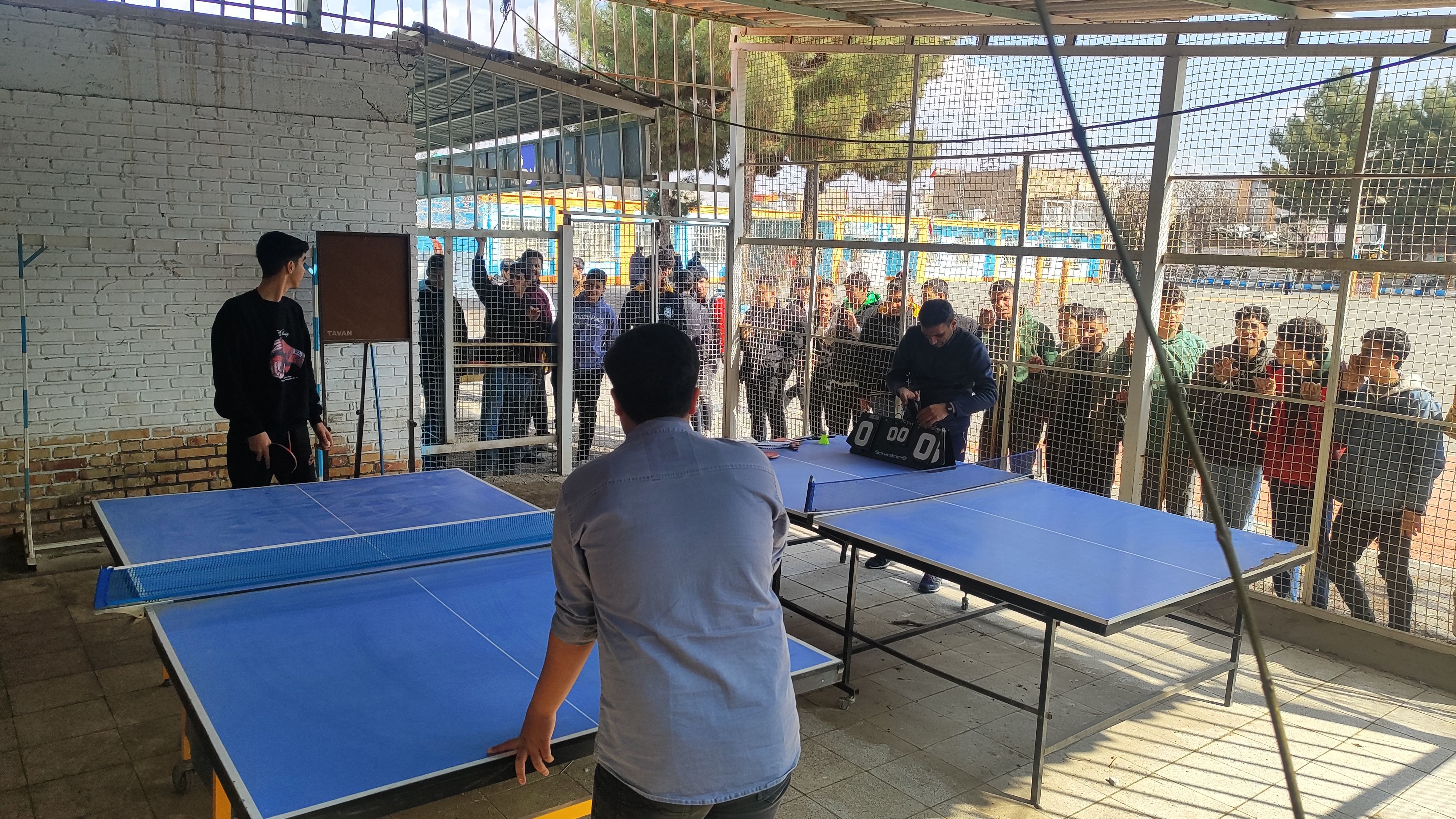 فینال مسابقات تنیس روی میز در دبیرستان شاهد ابوذر غفاری 