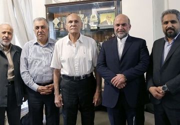 دیدار مدیرعامل صندوق اعتباری هنر با جمشید هاشم‌پور