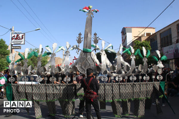 امامزاده جعفر یزد میزبان دسته عزای عزادارن شهادت امام صادق (ع)
