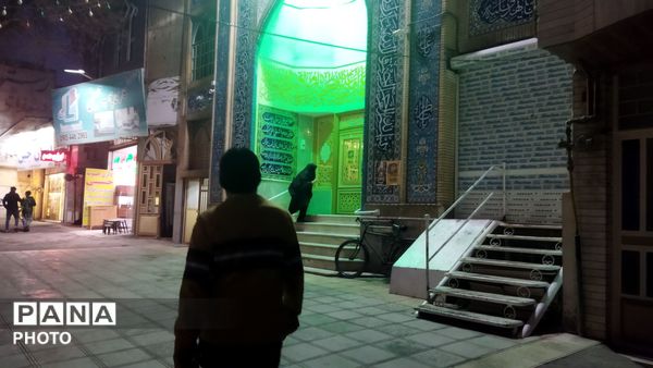 مسجد الرضای نیشابور میزبان روزه داران ماه مبارک رمضان 