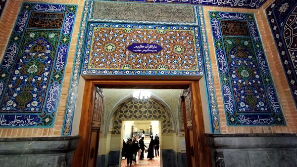 مشهد، غرق نور علوی در شب ولادت امیر مؤمنان (ع)