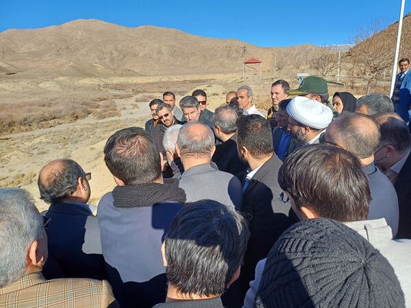 بازدید استاندار از مکان جانمایی شده برای احداث سد ۱۲ میلیون مکعبی دربند 