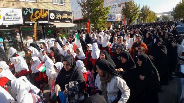 راهپیمایی ۱۳ آبان در منطقه رحیم‌آباد
