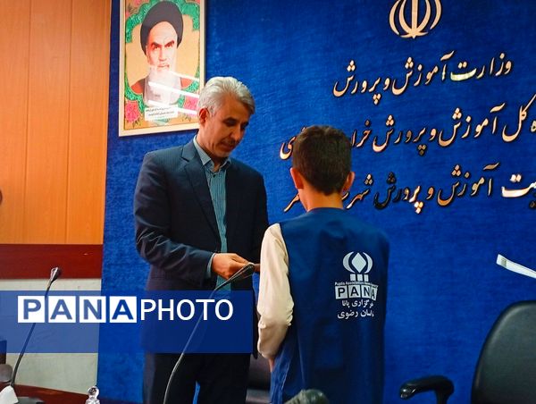 مراسم تجلیل از خبرنگاران پانا کاشمر 