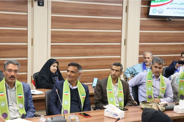 نشست مشاور وزیر با مدرسان سازمان دانش‌آموزی استان خراسان رضوی