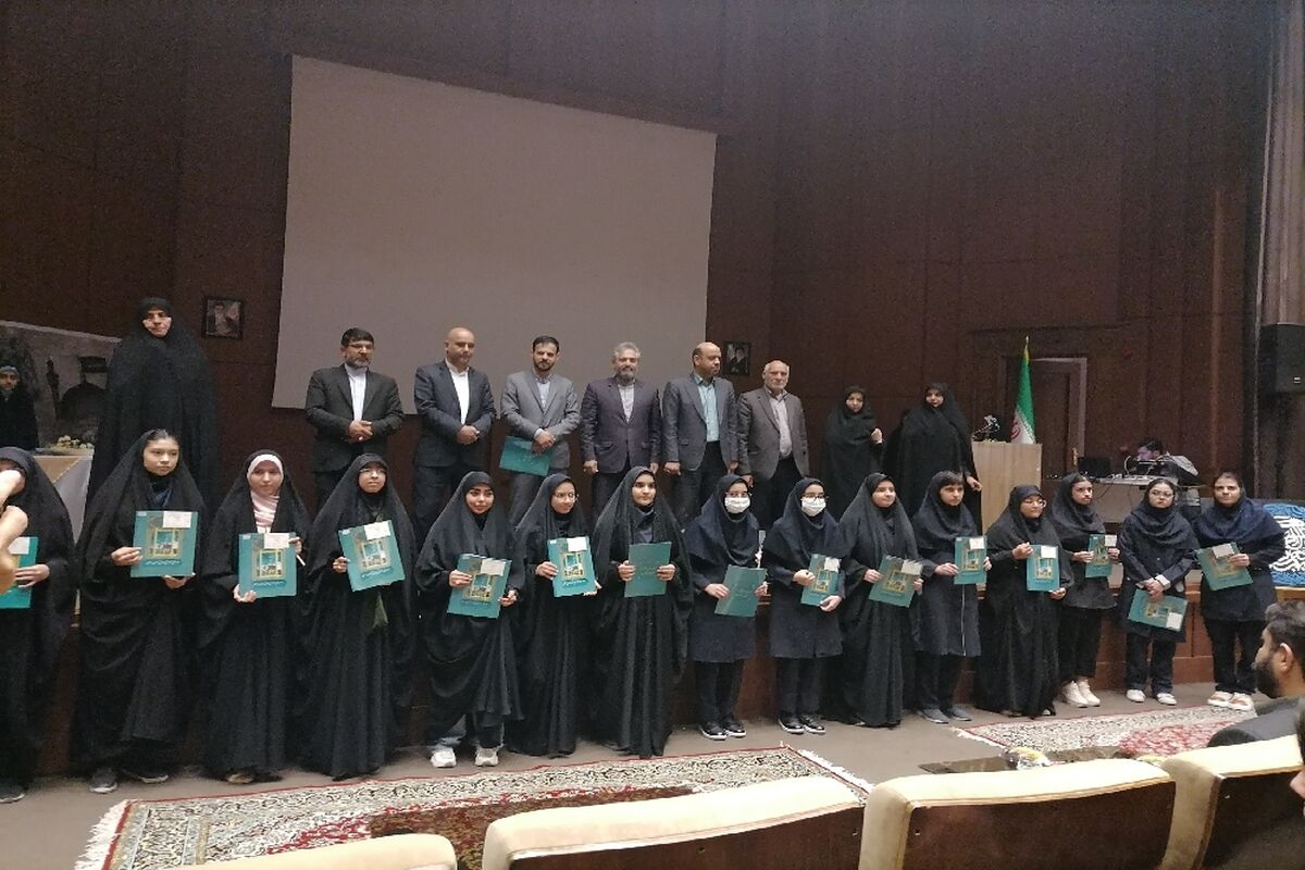 دانش‌آموزان نخبه امروز مدیران شهری و کشوری آینده هستند