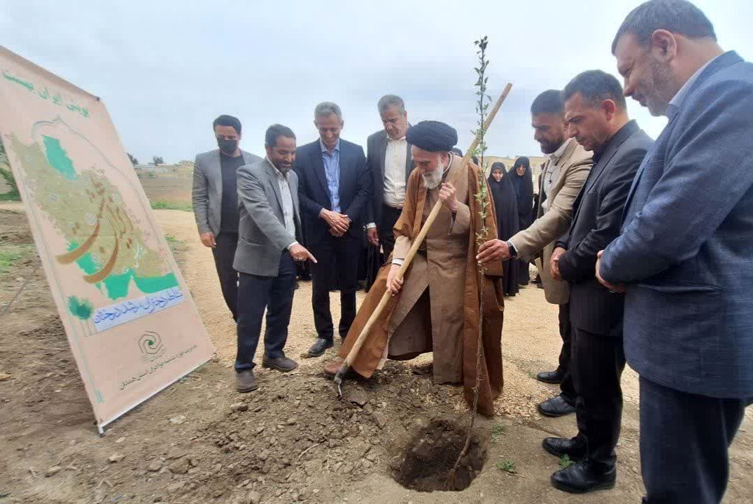 پویش «ایران بهشت» ؛ گامی سبز در راستای توسعه پایدار و حفظ محیط‌زیست در همدان