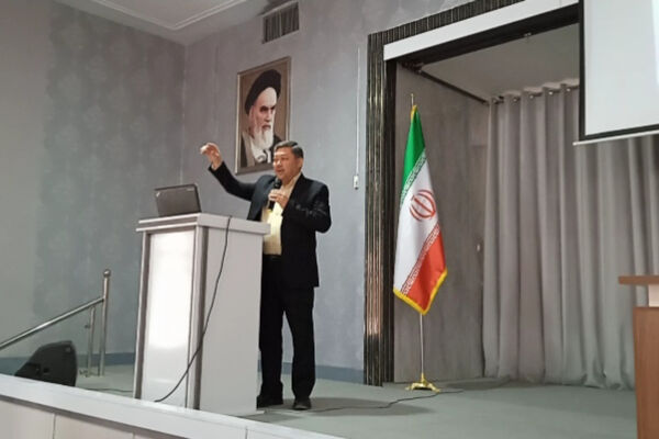 توانمندسازی مدیران مدارس زرقان در آغاز سال تحصیلی 