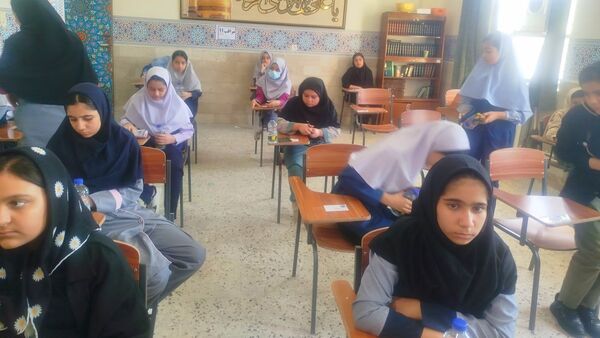 آزمون ورود به دبیرستان هیات امنایی مصلی نژاد در دبیرستان نورالهدی