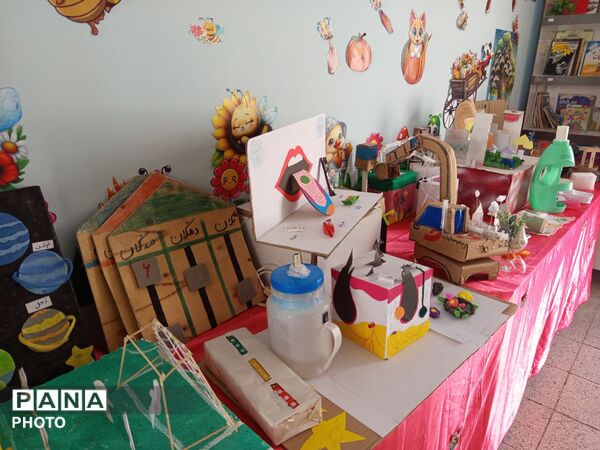 نمایشگاه طرح جابر در دبستان سمیه