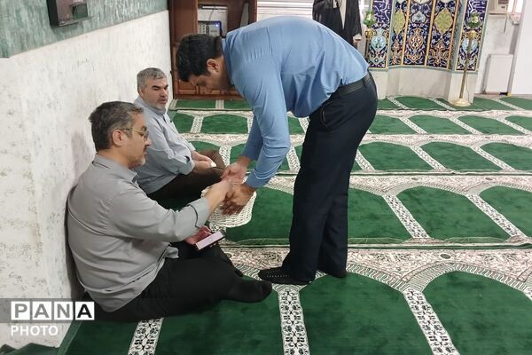 جشن ولادت حضرت زینب(س) در اداره آموزش و پرورش کهریزک 