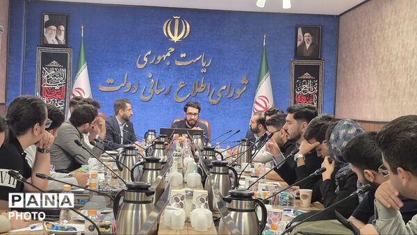 نسل زد پای بازنگری ساختار شورای مشاوران نشست