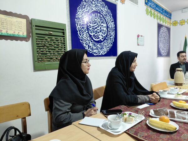جلسه  مدیران متوسطه اول مدارس در دبیرستان شهرآرا دو