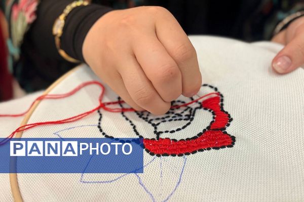 زنگ آغاز رقابت‌های هنری در گل‌های نمونه ورامین به صدا در آمد