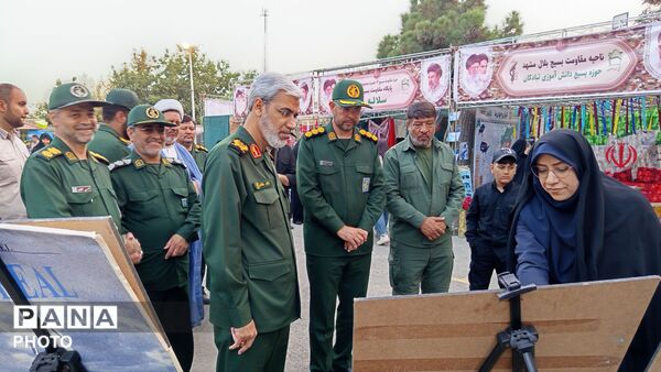 نمایشگاه اسوه در مدرسه مصلی‌نژاد مشهد 