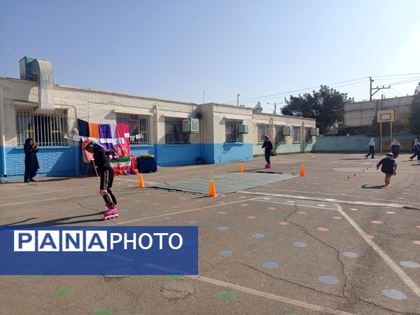 المپیاد درون مدرسه ای در دبستان سمیه