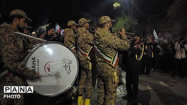 حضور پرشور مردم غیور و شجاع  شهرستان نیشابور در  تشییع پیکر  مطهر شهید مهدی عمارلو 
