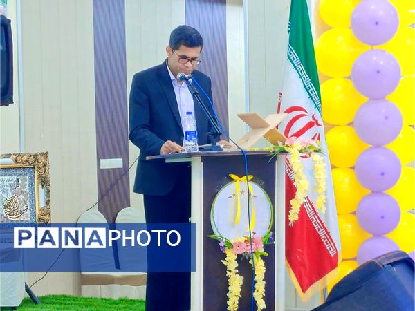 آیین بزرگداشت مقام معلم در بندرخمیر