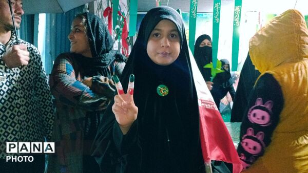 حضور پررنگ کودکان و نوجوان در تجمعات شبانه 