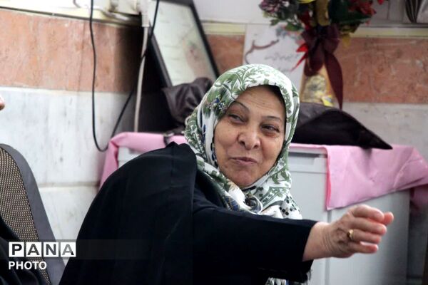 اجرای طرح خاطره سازان با حضور مدیر آموزش وپرورش شهرستان در آموزشگاه موسی صدر آشخانه