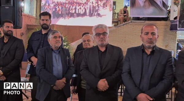 فارسان؛ قلبی تپنده در حمایت از انقلاب اسلامی 