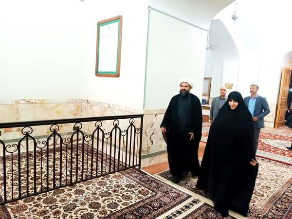 حضور معاون رئیس جمهور در زیارتگاه شهید مدرس (ره)