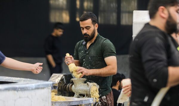 یک شب به یاد ماندنی در دبیرستان ماندگار امام صادق(ع) قم