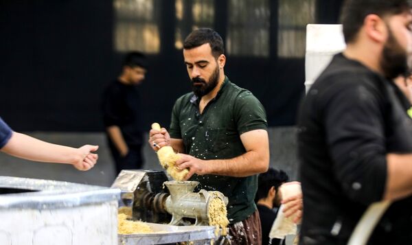 یک شب به یاد ماندنی در دبیرستان ماندگار امام صادق(ع) قم