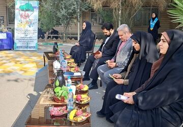 برگزاری انتخابات شورای دانش آموزی در مدرسه حضرت زینب(س) ناحیه یک شهرری