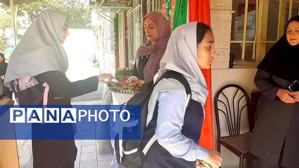 جشن جوانه ها در ناحیه ۶ مشهد 