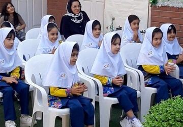 برگزاری آیین زنگ شکوفه ها در دبستان آوای علم ایوانکی