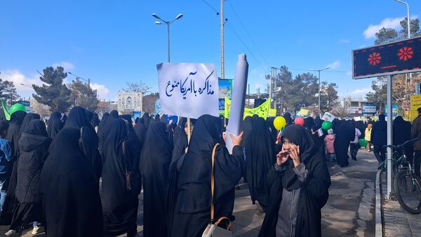 راهپیمایی و جشن یوم الله ۲۲ بهمن در شهرستان گناباد 
