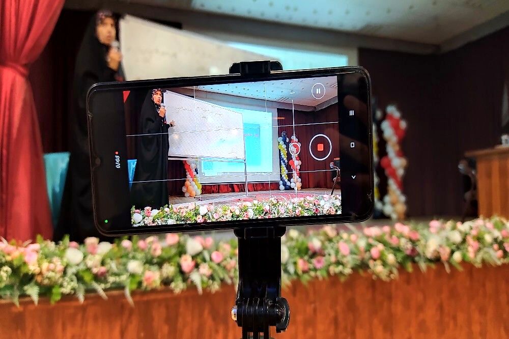 کلاس آموزشی خبرنگاری در کانون مهر تابان نیشابور