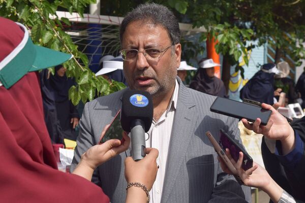  دانش‌آموزان هنرستان نرگس در نمایشگاه فنی و هنری درخشیدند
