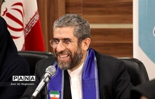 حضور پرشور دانش‌آموزان در راهپیمایی ۱۳ آبان جلوه‌ای از احساس مسئولیت اجتماعی آنان است