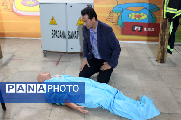 رقابت‌های مراقبین سلامت قم در بخش امداد و نجات